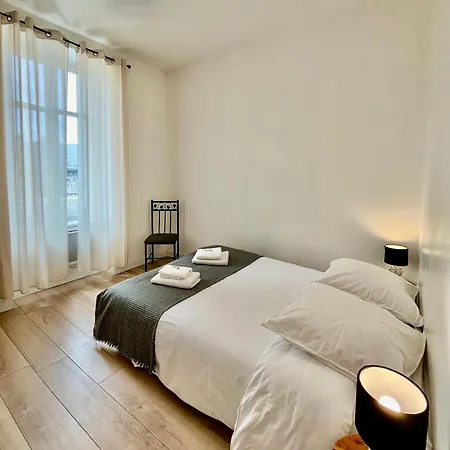 Appartement T2 Place Carnot -Dabnb Limoges Buitenkant foto